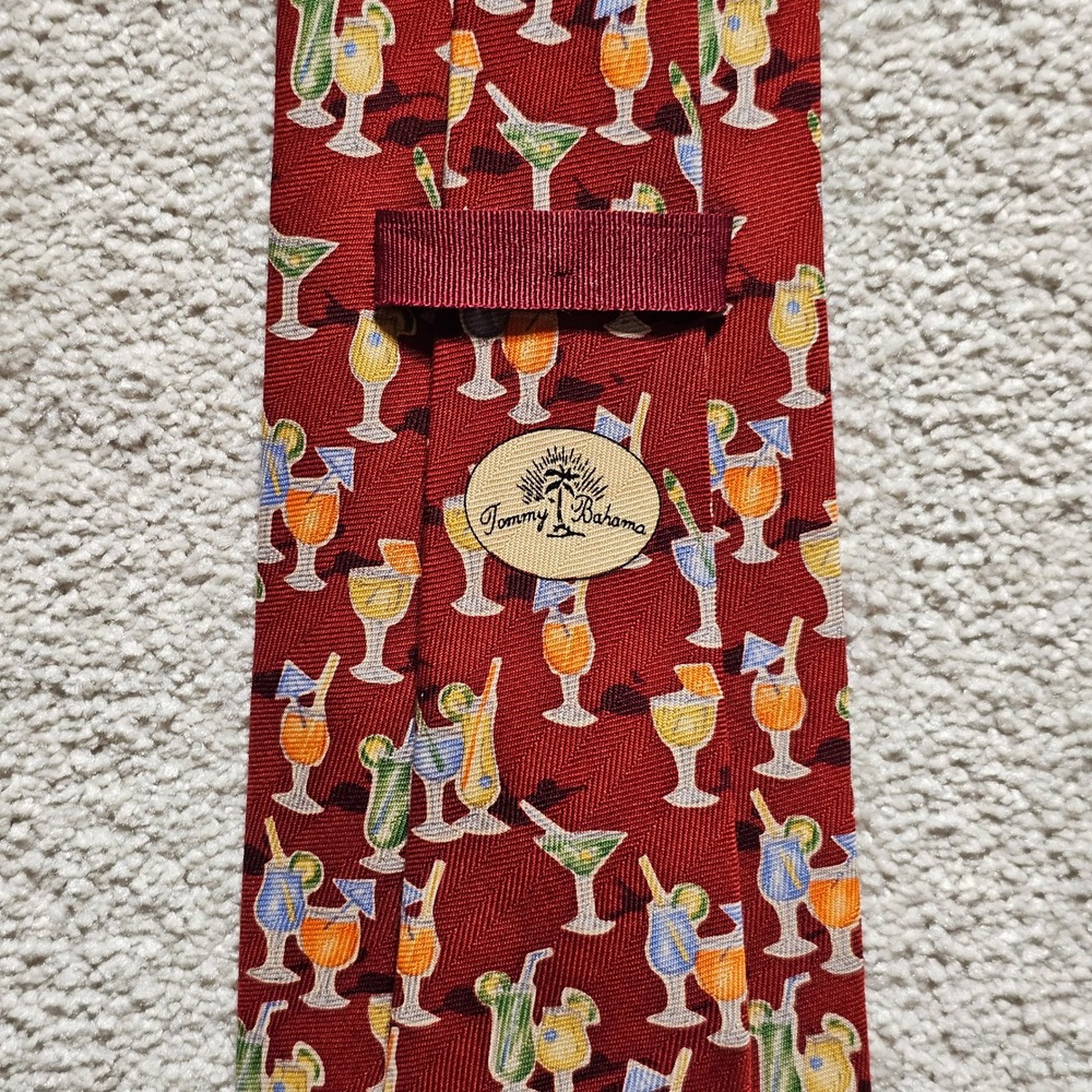 Tommy Bahama Mens Silk Cocktail Drink Print Necktie Burgundy - Picture 2 of 8